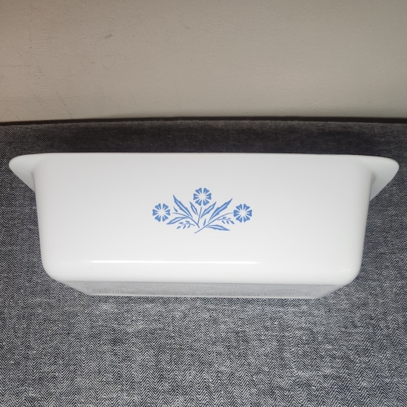 Vintage Corning Ware Cornflower Loaf Pan - Picture 2 of 9